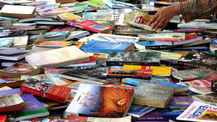 Annual Summer Book Sale
